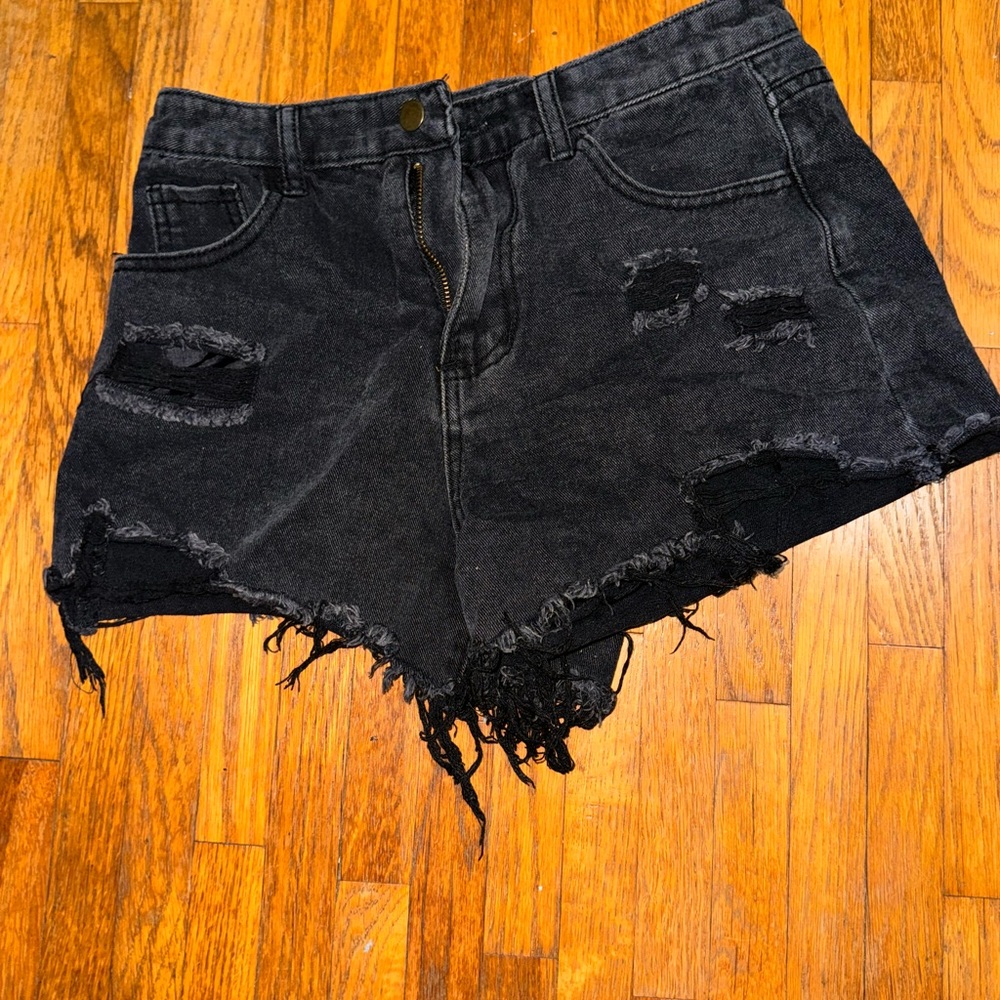 Distressed shorts